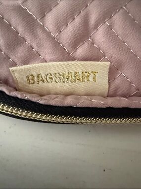 BAGSMART Quilted Light Pink Cable Management Bag with Gold Zipper